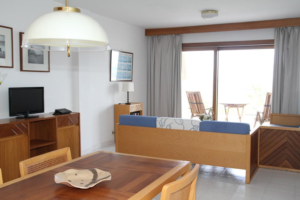 Apartamentos Marina Port de Pollença Oda fotoğraf