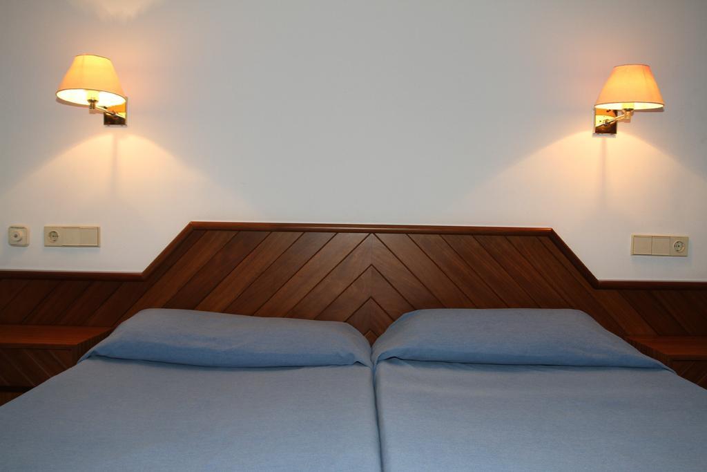 Apartamentos Marina Port de Pollença Oda fotoğraf